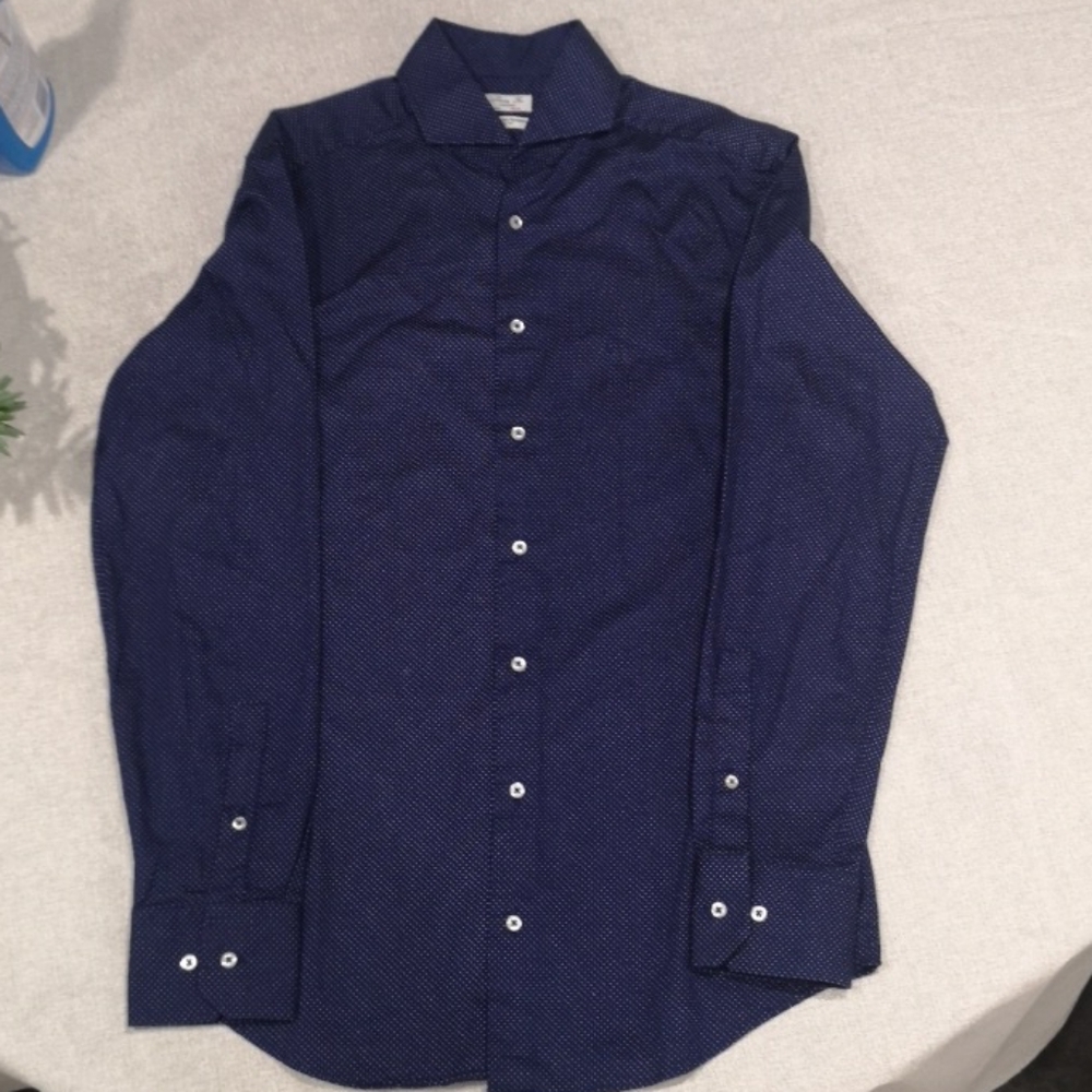 Linea In Textured Navy Dot Button Down